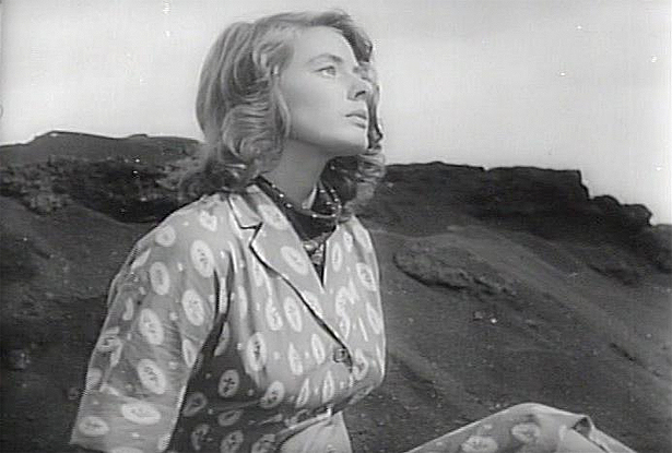 Still from Stromboli – Stromboli, Terra di Dio (Roberto Rossellini – 1950)
